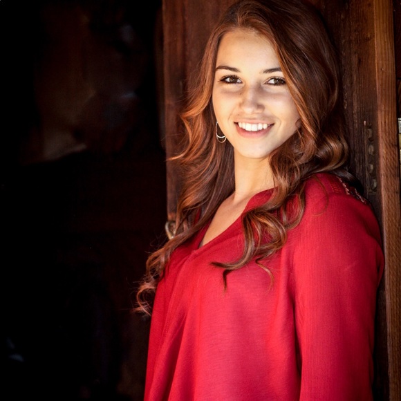 Meet your Posher, Katie - Picture 1 of 1